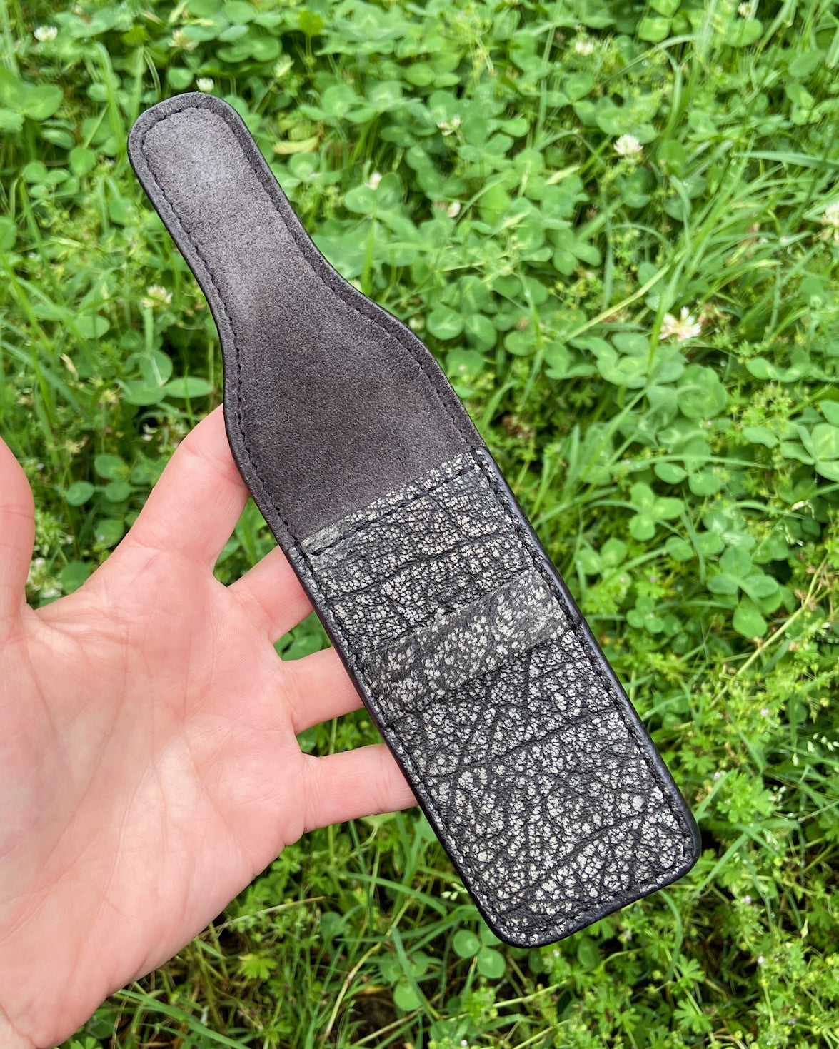 Medium Safari Gray Cape Buffalo Leather Premium Knife Slip, Black Stitching