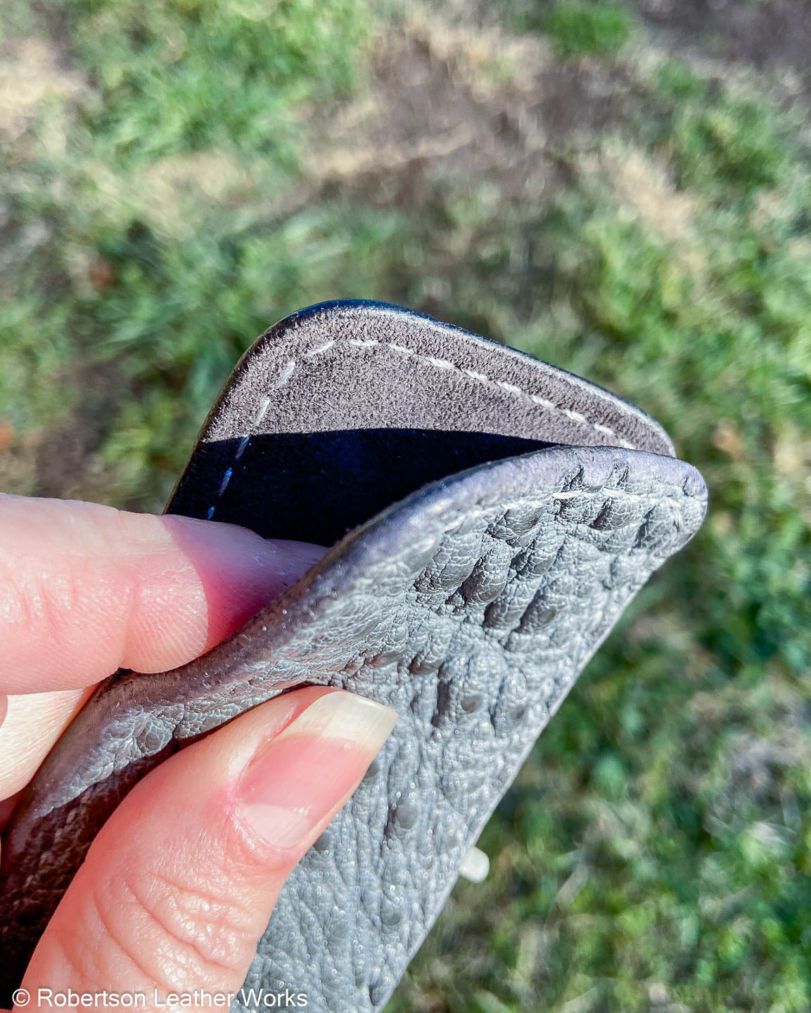 Medium Gray Snapping Turtle Leather Knife Slip, Gray Stitching