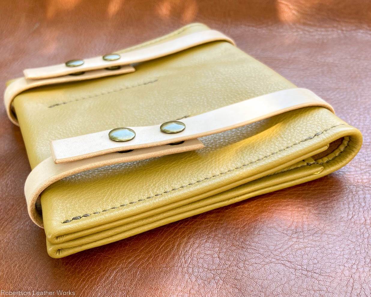 6-Knife Case in Buckskin Leather