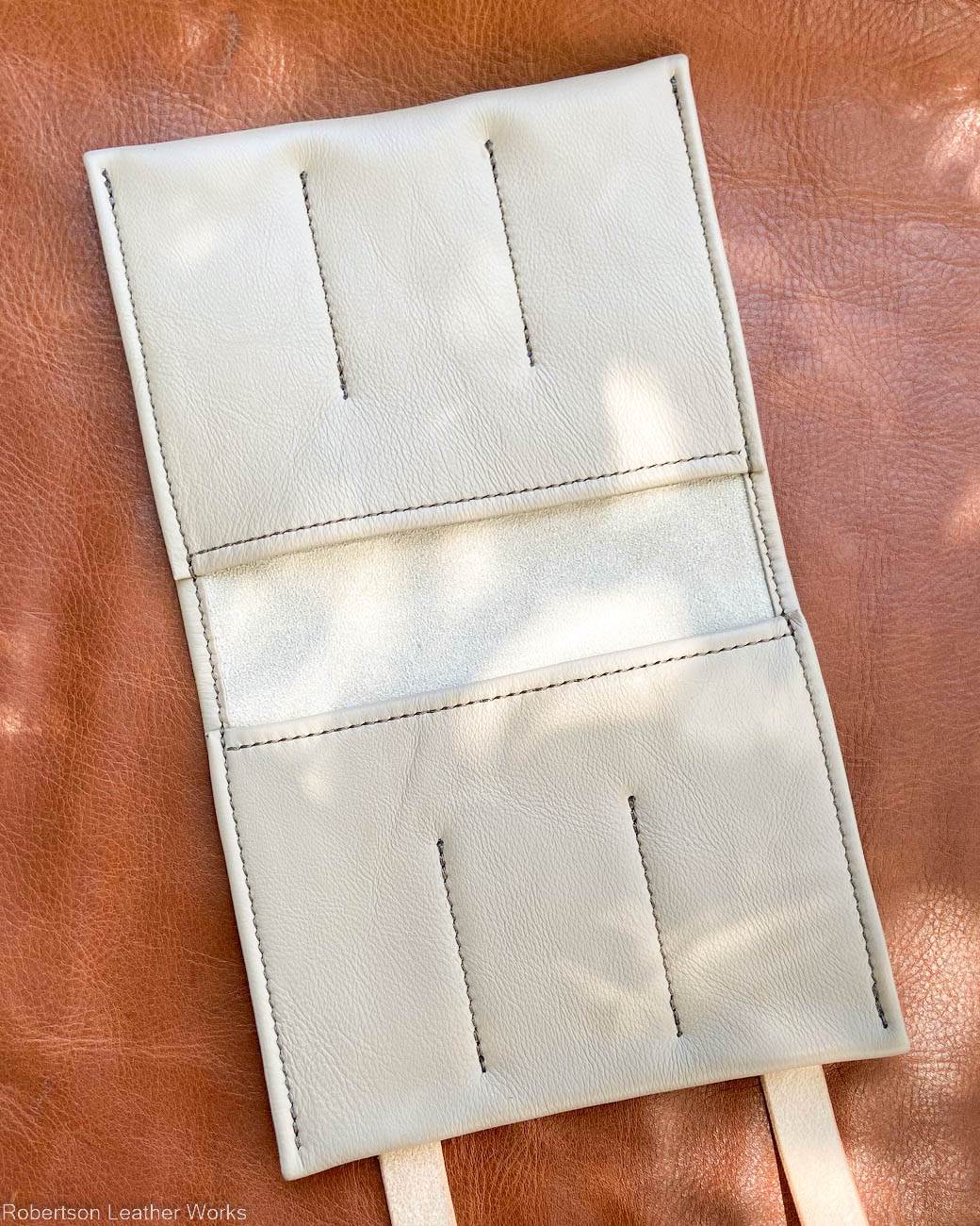 6-Knife Case in Taupe Leather