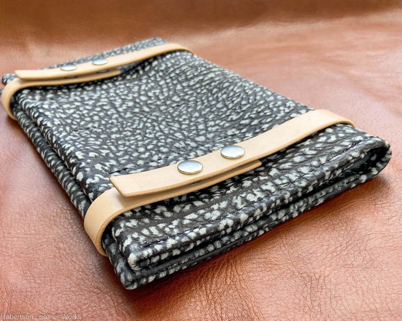 8-Knife Case in Black & White Cape Buffalo Leather