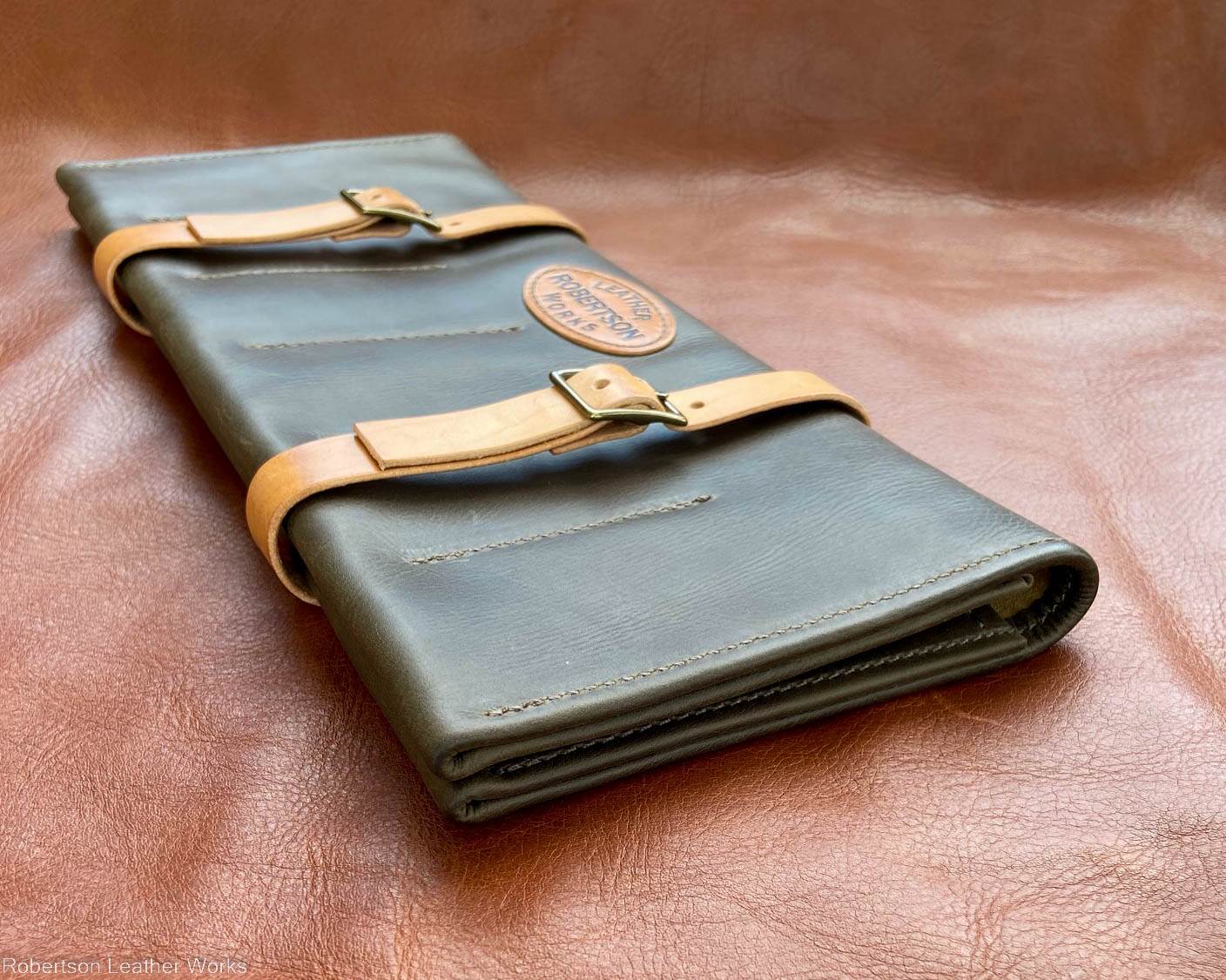 12-Knife Case in Olive Oil Tan Leather