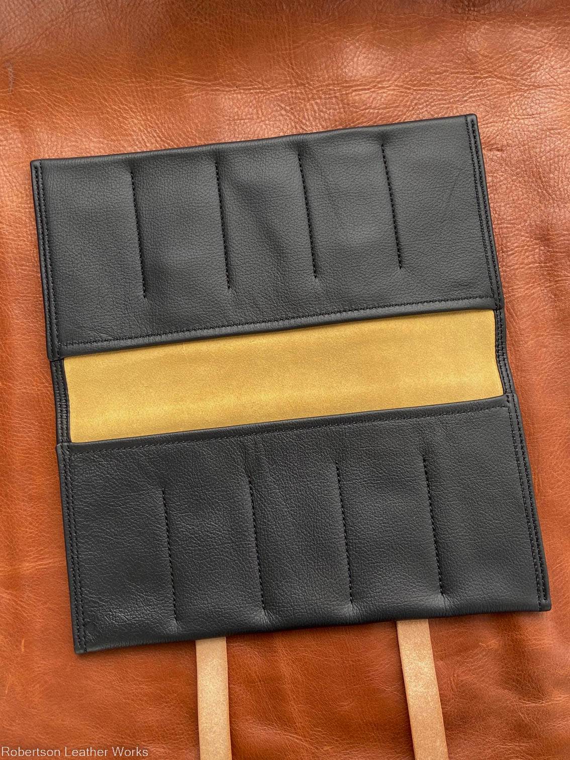 10-Knife Case in Black Leather
