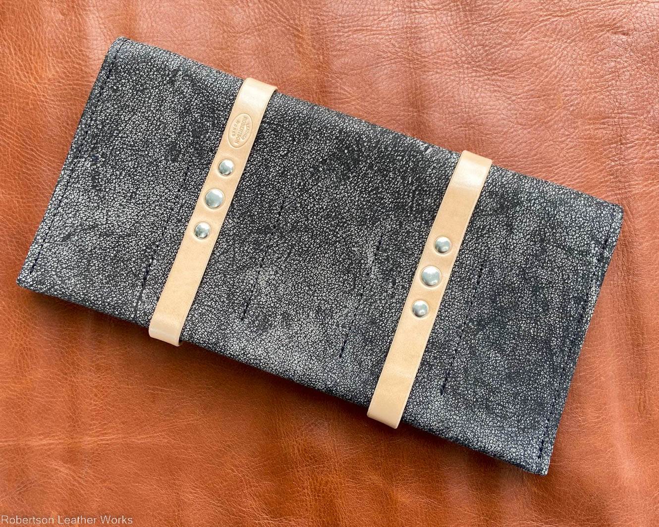 10-Knife Case in Gray Safari Cape Buffalo Leather