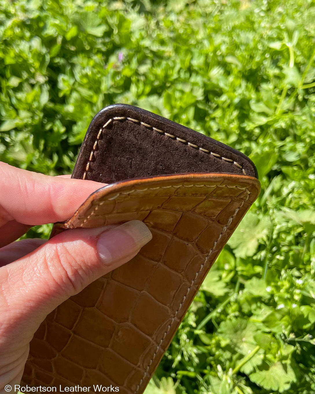Large Tan Alligator Leather Knife Slip, Cream Stitching