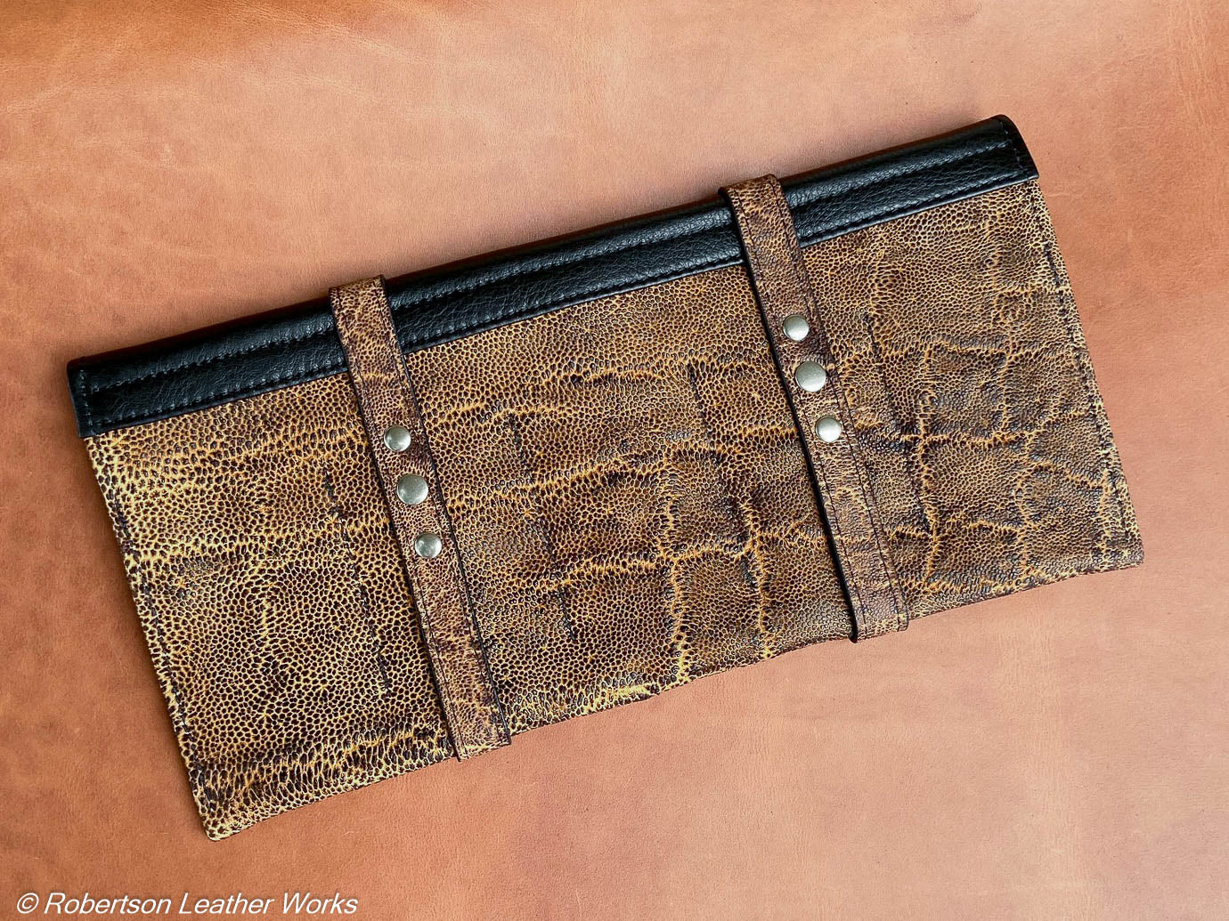 5-Knife Case in Hand-Dyed Elephant Leather