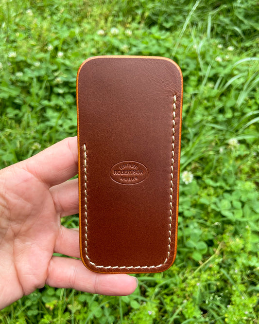 Medium Whiskey Oxford Excel Leather Knife Slip, Cream Stitching