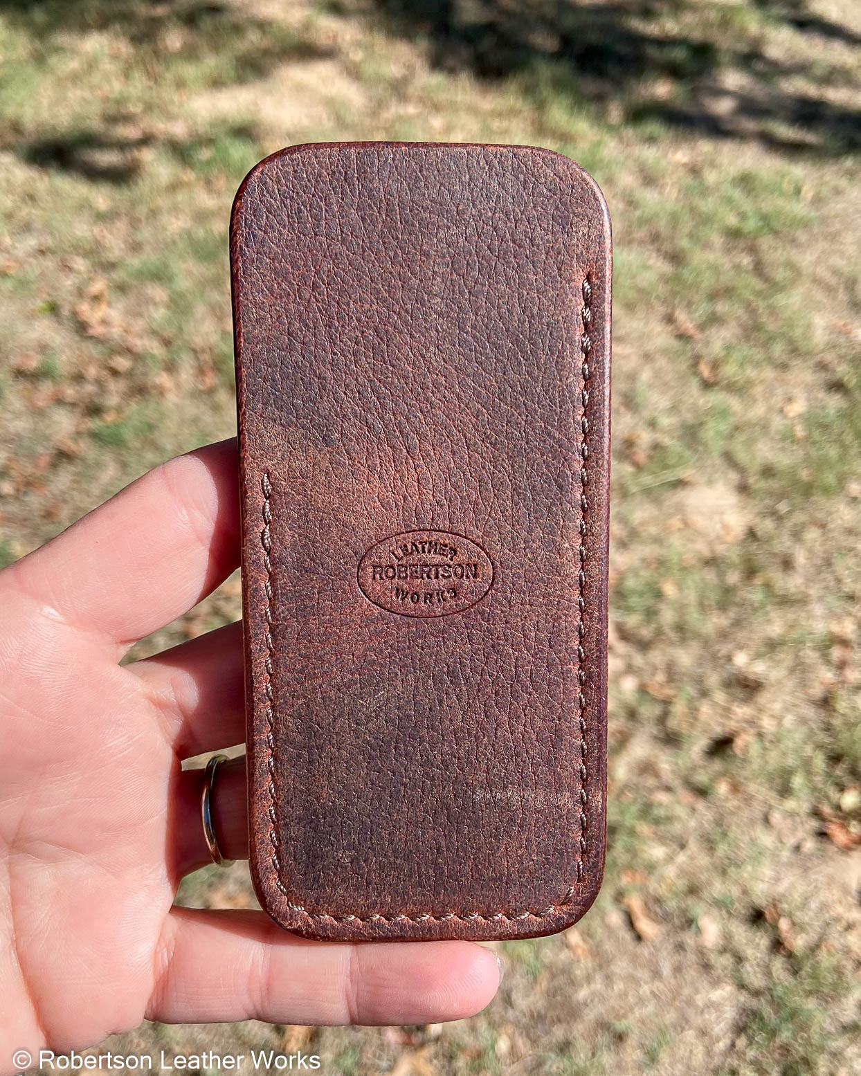 Medium Red-Brown Oil Tan Leather Knife Slip, Brown Stitching