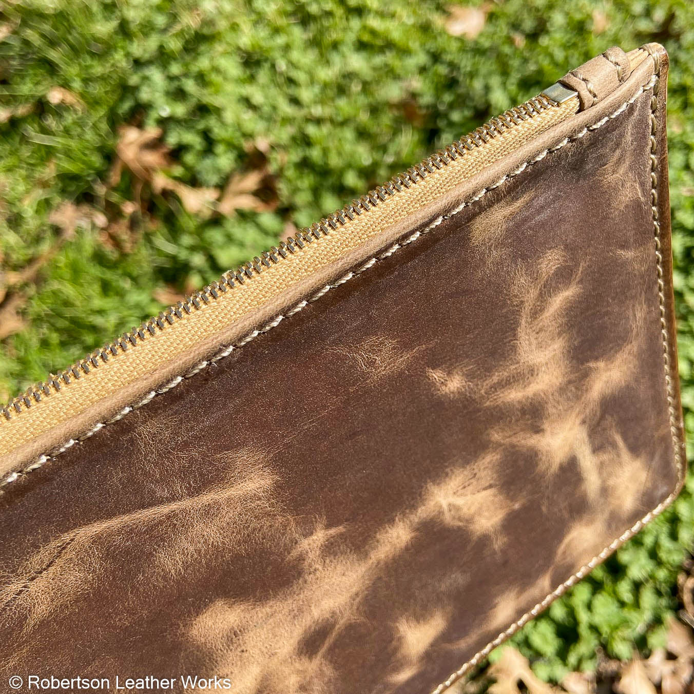 Zipper Pouch/ Cash Bag in Tucson Leather