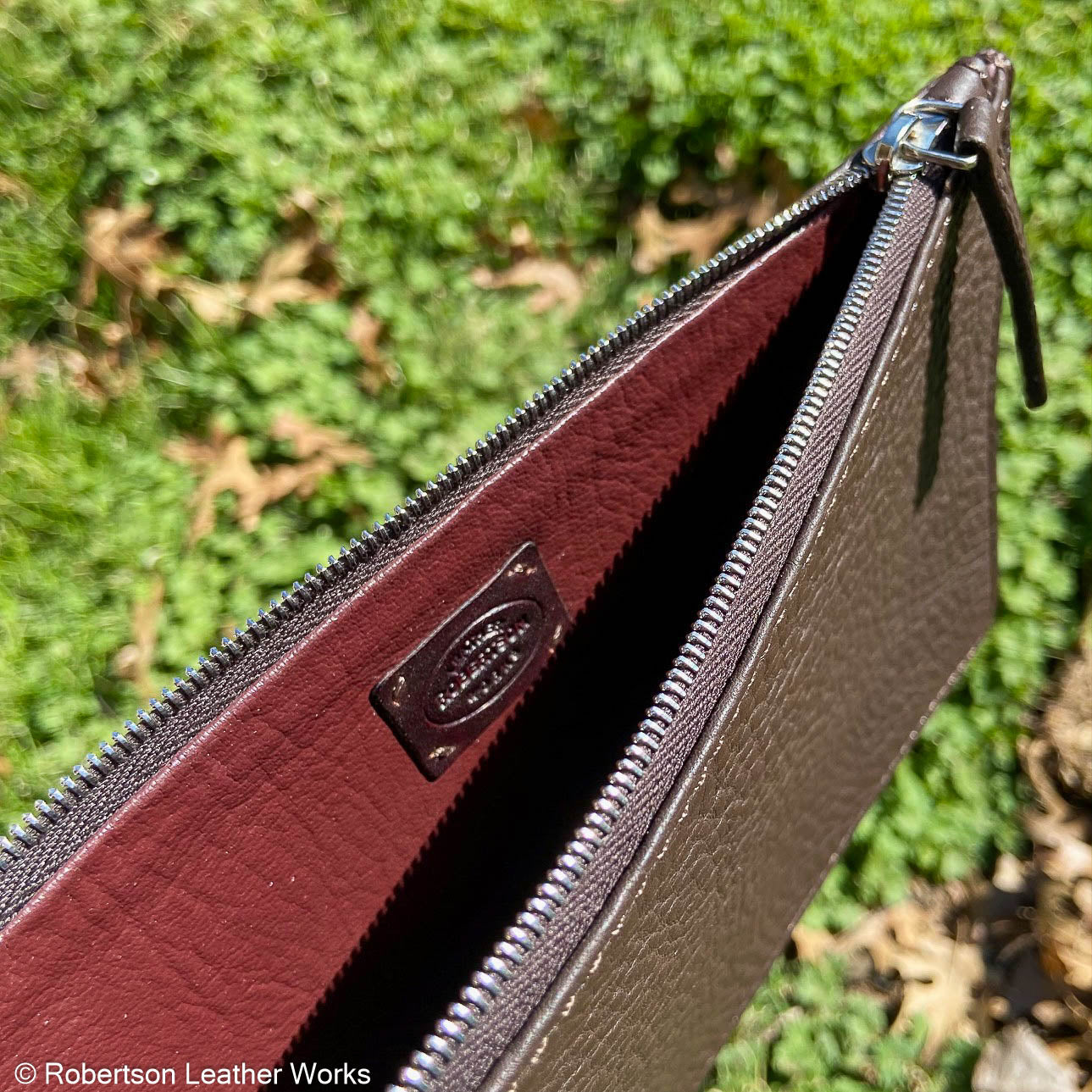 Zipper Pouch/ Cash Bag in Matte Brown Leather