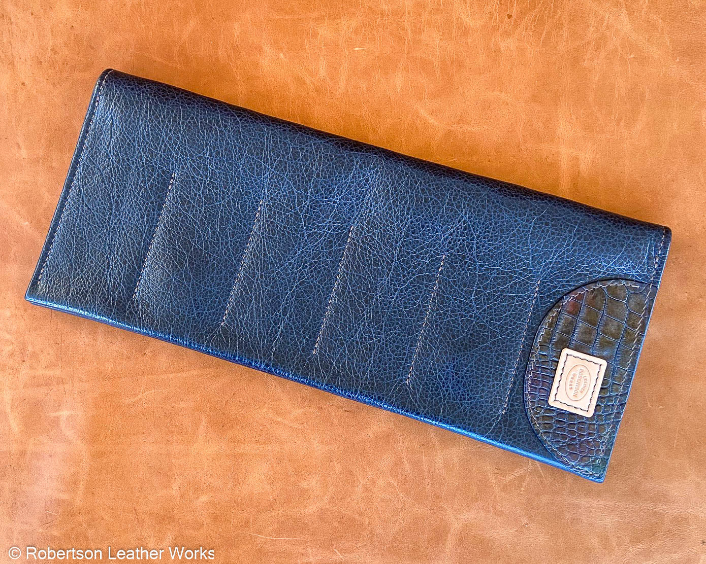 12-Knife Case in Glazed Navy Leather & H.D. Alligator