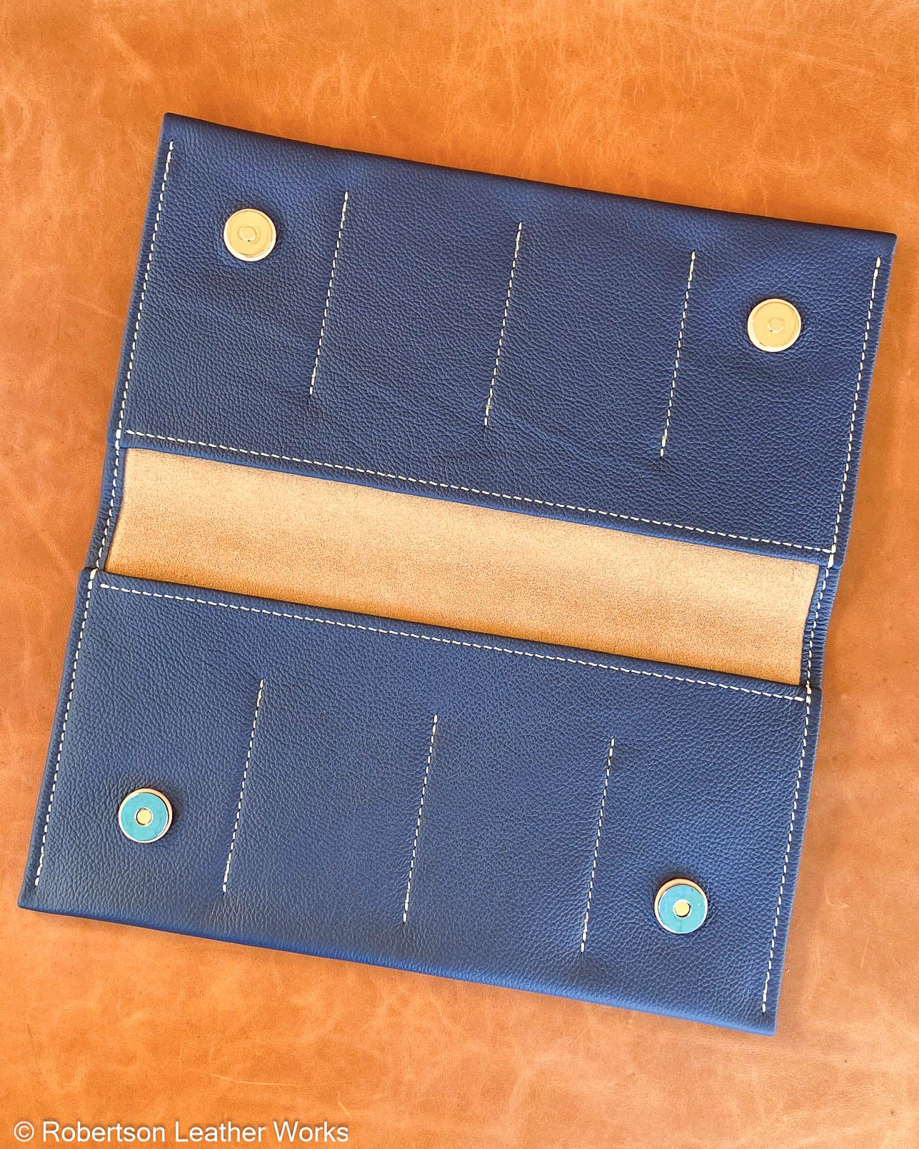 8-Knife Case in Pebbled Matte Blue Leather