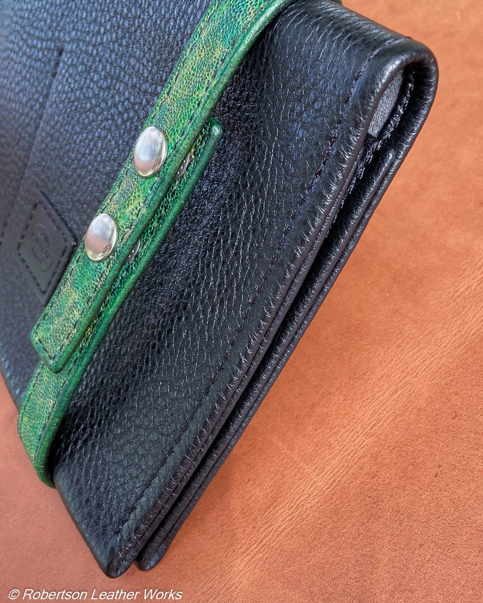 8-Knife Case in Black Pebble Leather