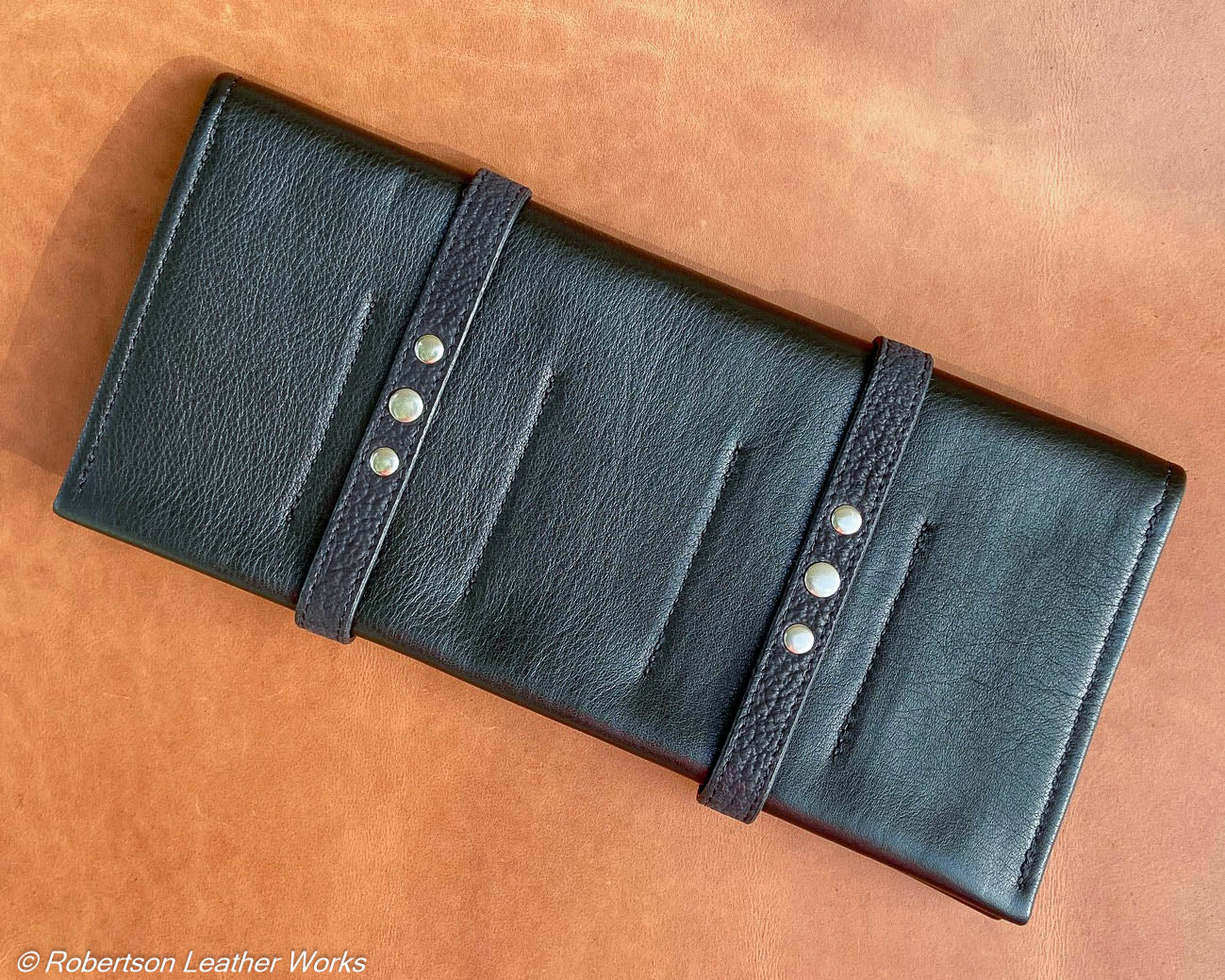 10-Knife Case in Black Ikon Leather