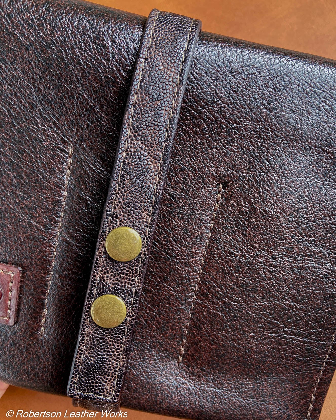 10-Knife Case in Dark Red-Brown Leather