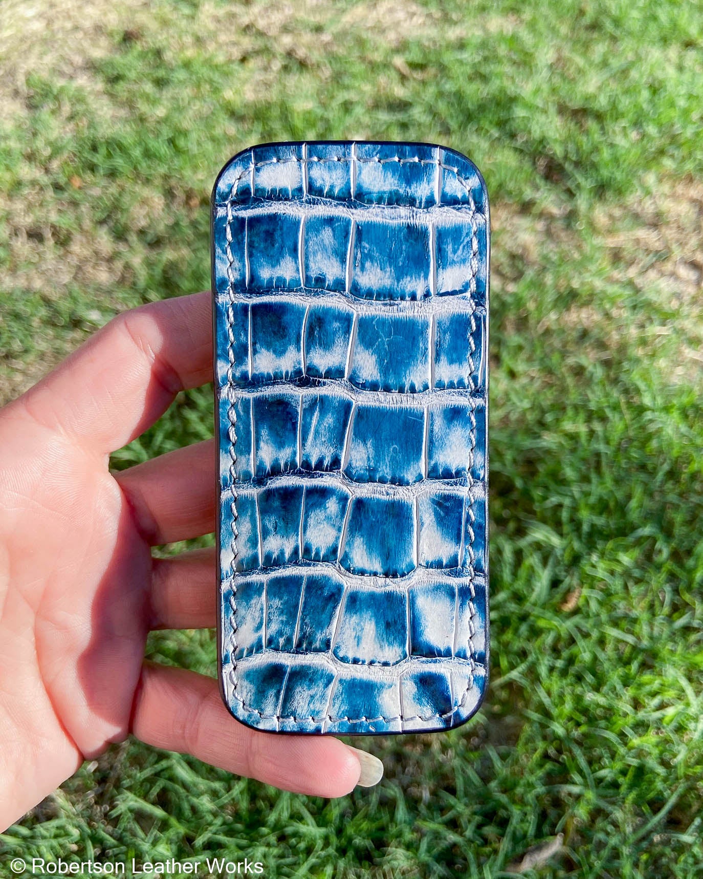 Medium H.D. Blue-Gray Caiman Tail Leather Knife Slip, Silver Stitching