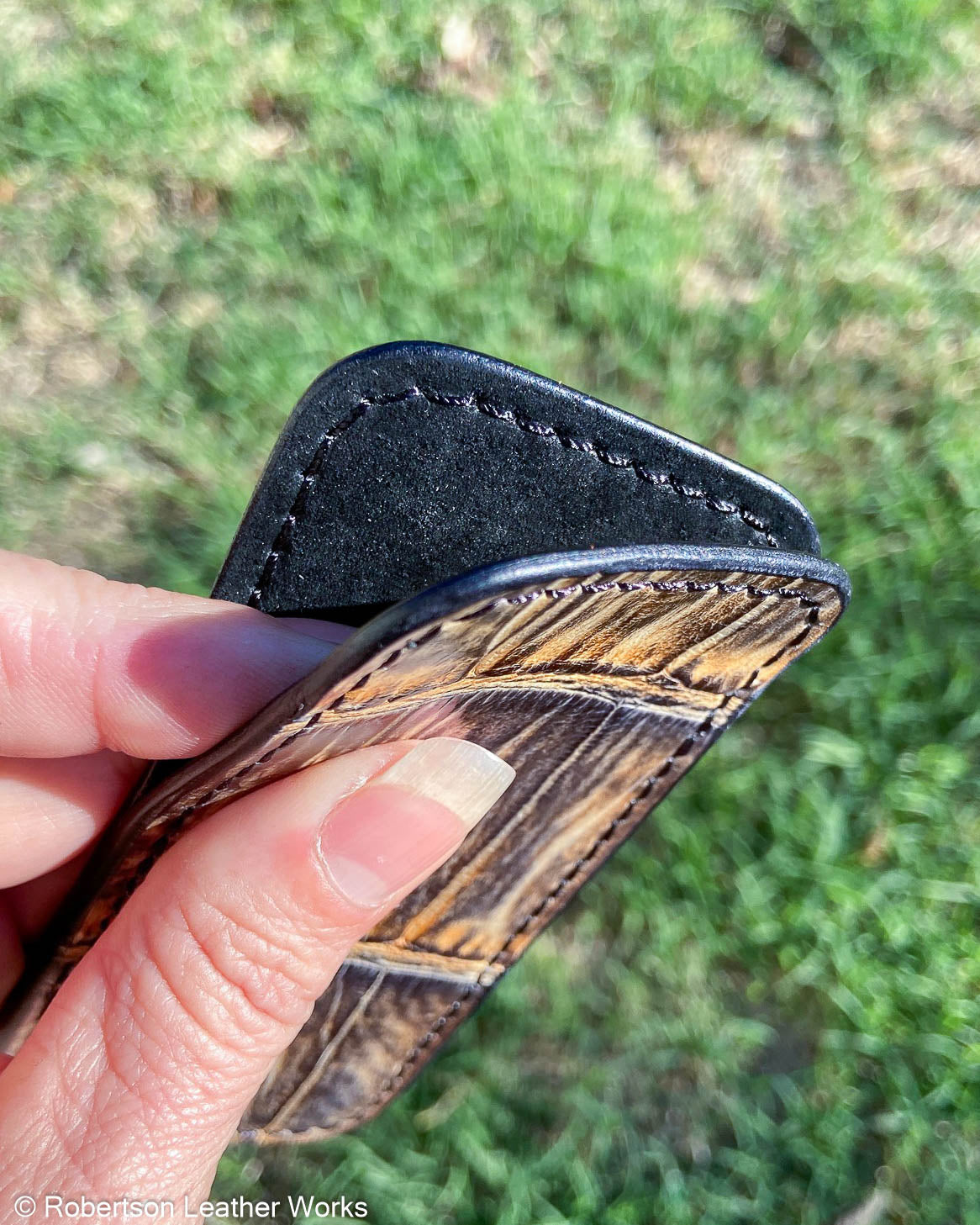 Medium H.D. Gray-Tan Caiman Tail Leather Knife Slip, Black Stitching